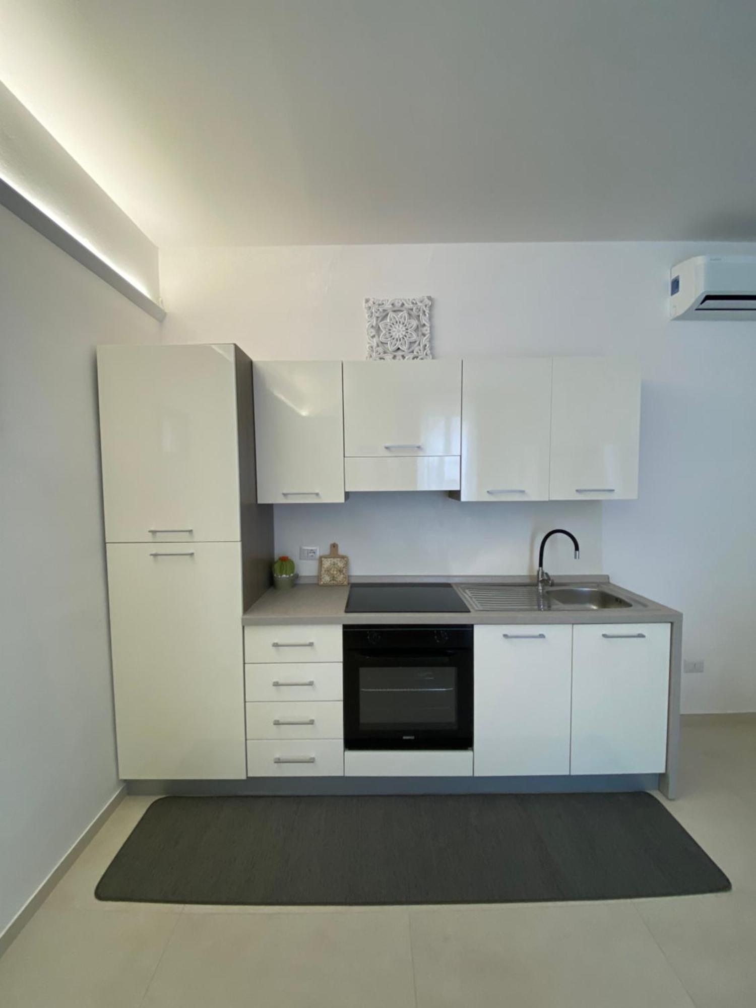 Le Buguse Suite Apartment ليتشي المظهر الخارجي الصورة